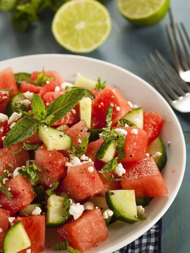 Salade de pastèque et feta à la menthe une salade légère et