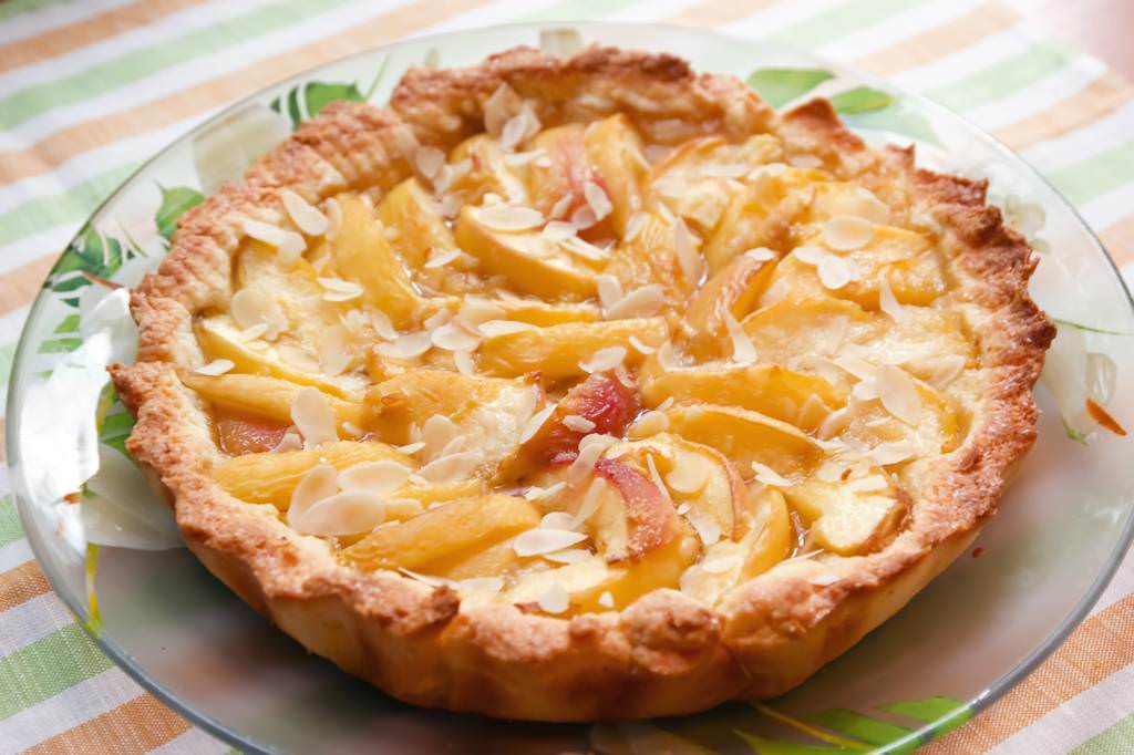 Tartes P Ches Amandes Un Dessert Gourmand Pour L T P Ches Ou Brugnons