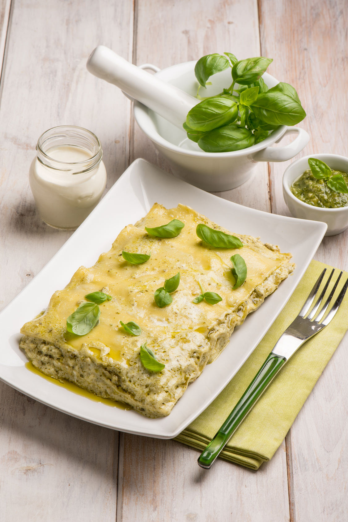 Lasagnes à la mozzarella et au pesto une petit délice crémeux et fondant